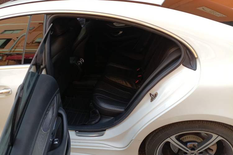 Used Mercedes-Benz CLS 2020 CLS 300 Luxury Model