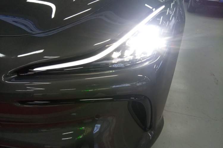 Used IM LS6 2023 Max Standard Edition Left Front Headlight