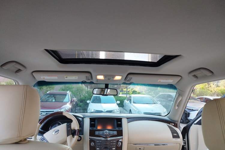 Used Nissan Patrol 2018 4.0L Flagship Model Headliner