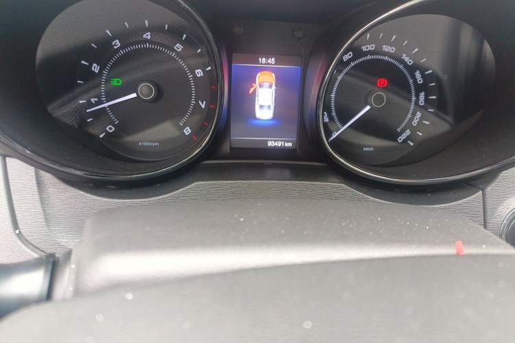 Used Chery Arrizo 7 2016 1.5T Manual ZhiShang Edition
