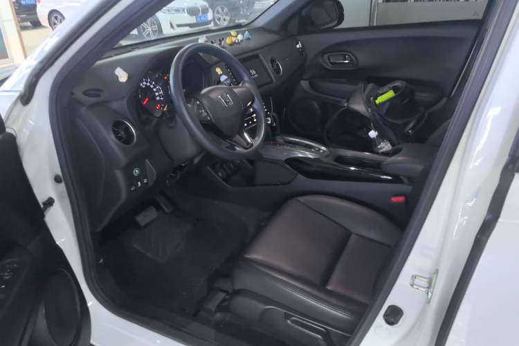 Used Honda XR-V 2021 220TURBO CVT Comfort Version Left Front Seat