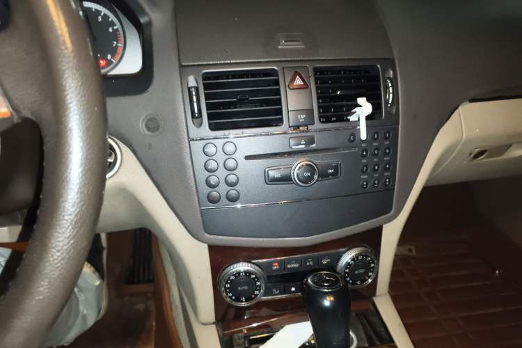 Used Mercedes-Benz C-Class 2010 C 200K Standard Model