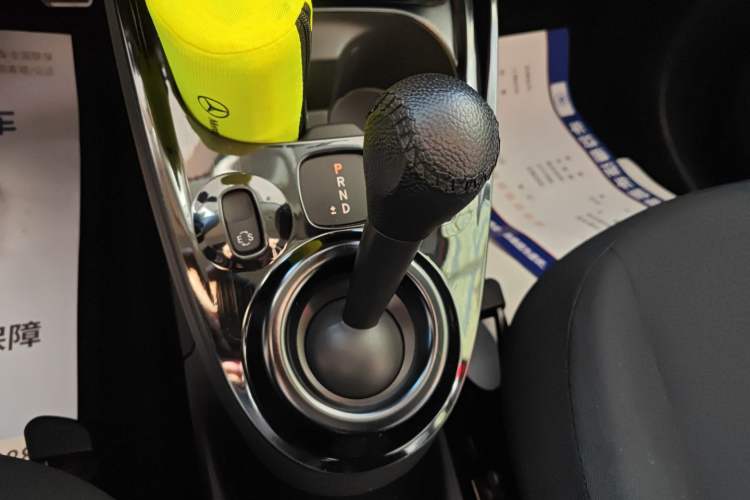 Used smart forfour 2018 1.0L 52 kW Dynamic Edition
