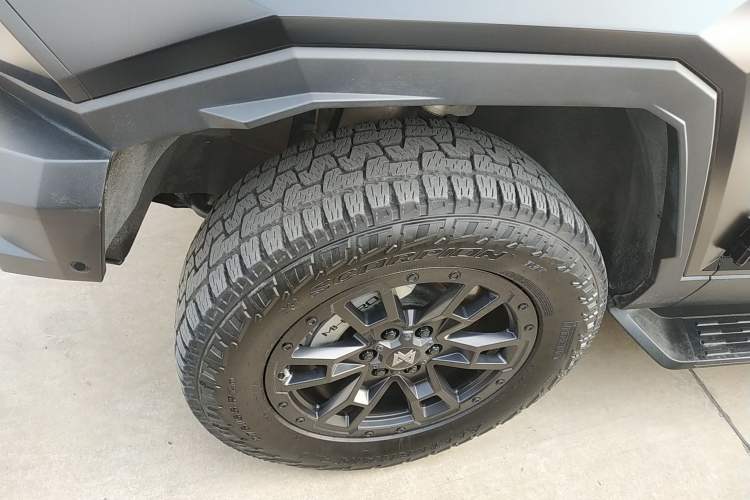 Used Brave warrior 917 2023 Range-Extended Base Model
