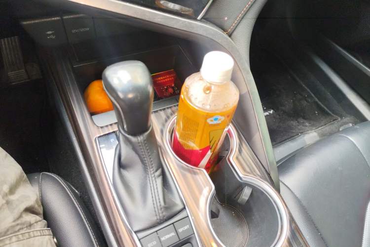 Used Toyota Camry 2019 2.5G Luxury Edition China VI Standard
