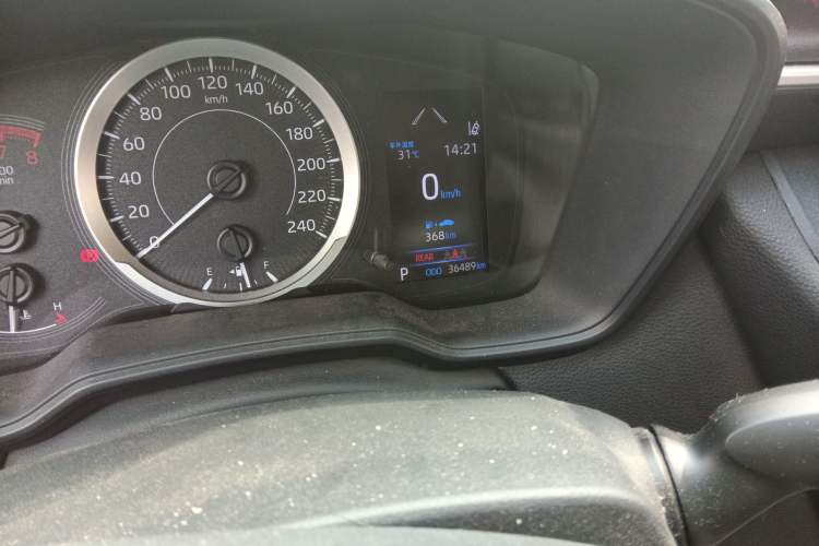 Used Toyota Corolla 2021 1.2T S-CVT Pioneer Edition Odometer Close Up