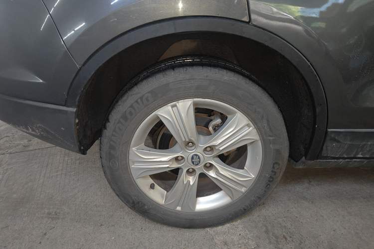 Used Bestune X80 2015 2.0L Automatic Comfort Anniversary Edition