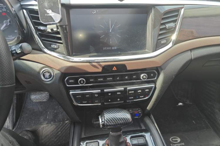 Used GAC Trumpchi GS8 2017 320T Four-Wheel Drive Luxury Smart Connectivity Version (7 Seats)
