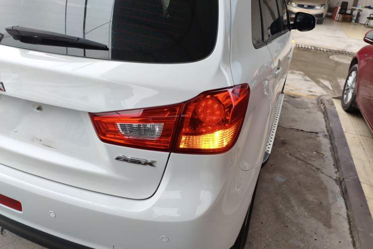 Used Mitsubishi ASX 2013 2.0L CVT Two-Wheel Drive Elite Edition