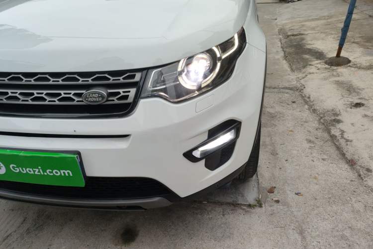 Used Land Rover Discovery Sport 2017 2.0T SE Left Front Headlight