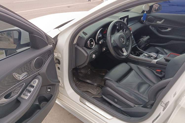 Used Mercedes-Benz C-Class 2018 C 180 L Fashion Edition Sport Version
