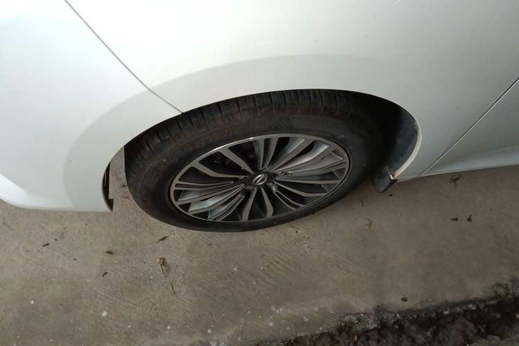 Used GAC Trumpchi M6 2021 270T DCT Luxury Edition (7-seater)