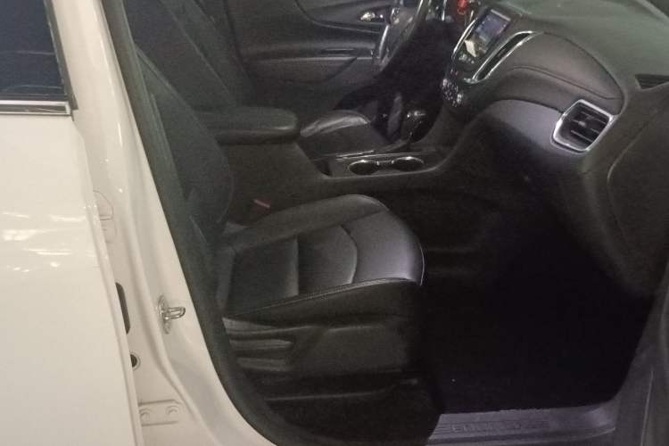 Used Chevrolet Equinox 2019 535T Automatic YuJie Edition China VI