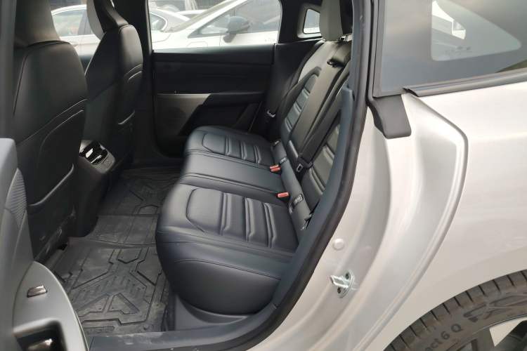 Used Dongfeng eπ eπ007 2024 Range-Extended 200 RuYi Edition