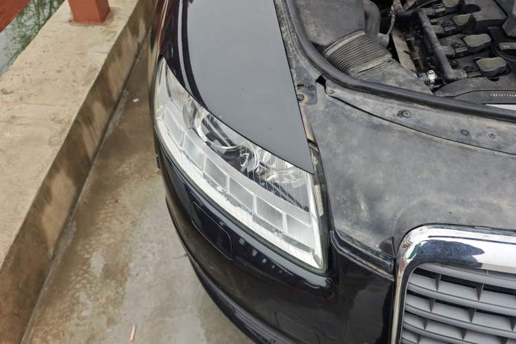 Used Audi A6L 2011 2.0 TFSI Automatic Standard Edition Right Front Headlight