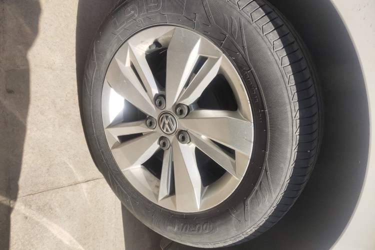 Used Volkswagen Polo 2019 Plus 1.5L Automatic Panoramic Enjoyment Edition Exterior 5