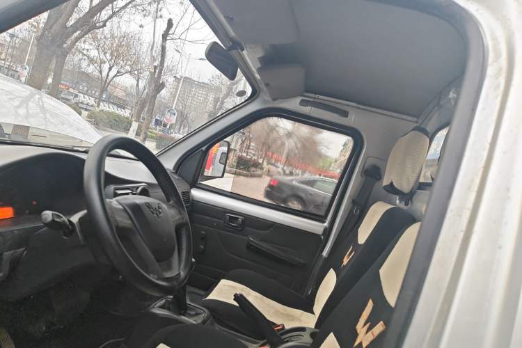 Used Wuling Rongguang Small Truck 2019 1.5L Base Single-Row L3C