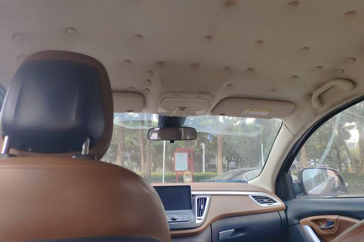 Used Soueast DX7 2018 Classic Edition 1.5T Automatic Comfort Model China V Standard Headliner