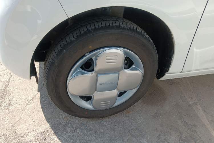 Used Geely Galaxy Panda 2024 Panda Mini 200km Endurance Bear
