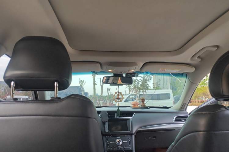 Used Ford Taurus 2015 EcoBoost 245 Luxury Model Headliner