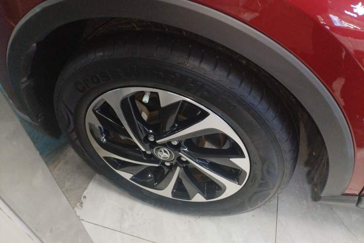 Used Toyota IZOA 2018 2.0L Yichi Version China VI Standard Left Front Wheel Hub