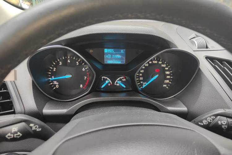 Used Ford Kuga 2018 EcoBoost 180 Two-Wheel-Drive Platinum Edition