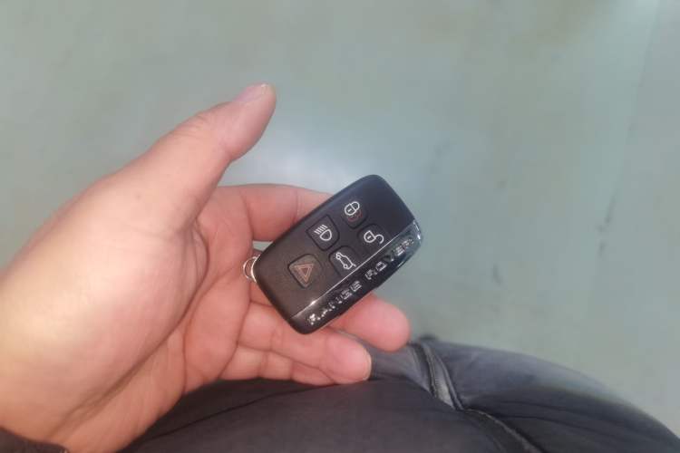 Used Land Rover Range Rover Velar 2020 P250 R-DYNAMIC S