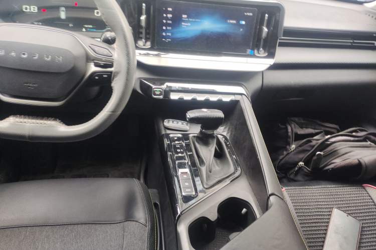 Used Baojun Valli 2021 1.5T Yili Pasture CVT Luxury Model Gear Lever