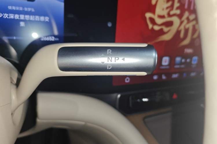 Used Hima AITO M9 2025 Extended-Range Ultra Version 52 kWh 6-Seater