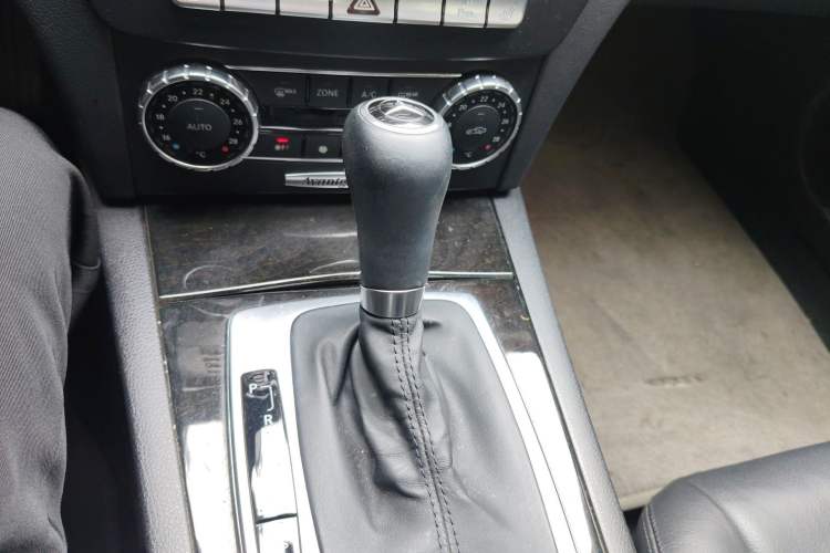 Used Mercedes-Benz C-Class 2013 C 260 CGI Elegant Model Gear Lever