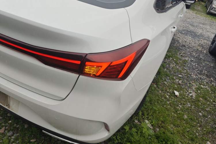 Used CHANGAN Eado 2022 PLUS Blue Whale NE 1.4T GDI DCT Flagship Edition Right Rear Taillight