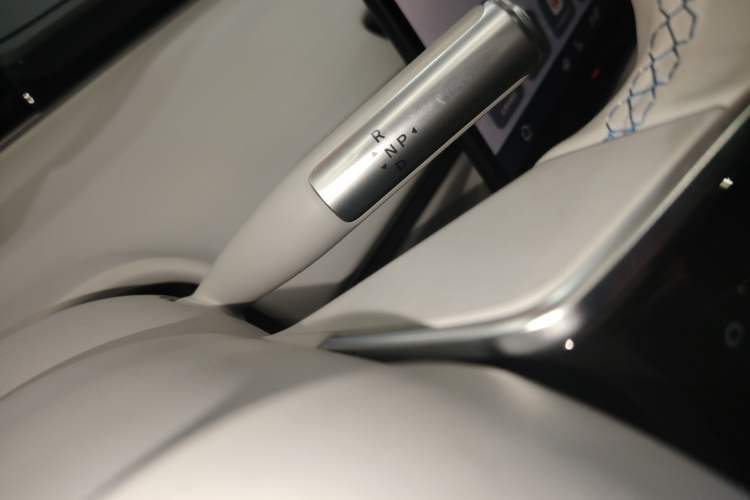 Used Hima Luxeed S7 2025 785 km Ultra
