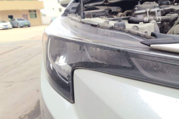 Used Toyota Levin 2019 Dual-Engine 1.8H E-CVT Luxury Edition China VI Standard Right Front Headlight