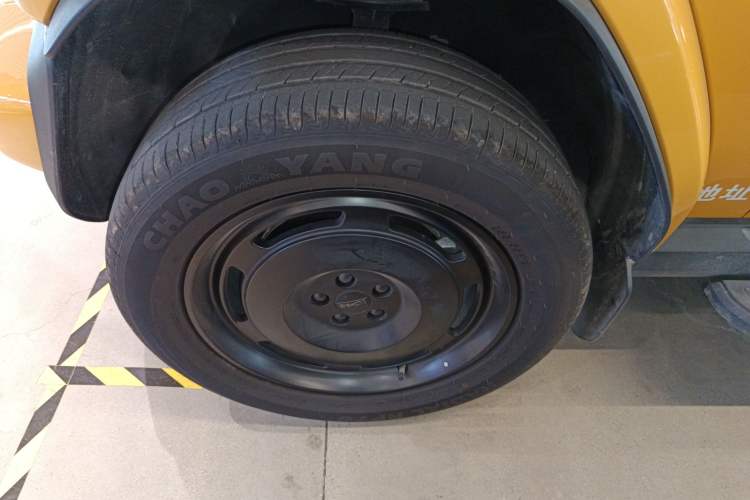 Used iCAR V23 2025 401 Two-Wheel Drive Advanced Edition Left Front Wheel Hub