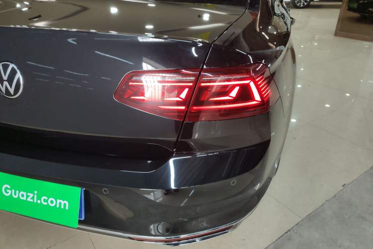 Used Volkswagen Magotan 2023 2 Million Units Commemorative Edition 330TSI DSG Luxury Version
