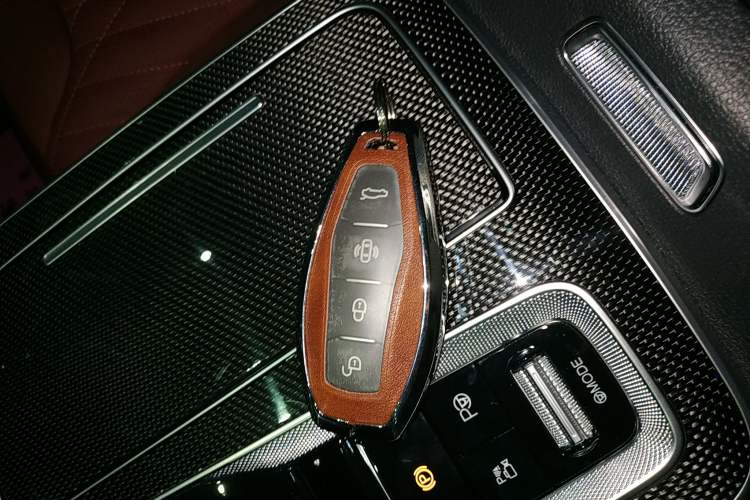 Used Hongqi HS5 2023 2.0T Flagship Pro Edition
