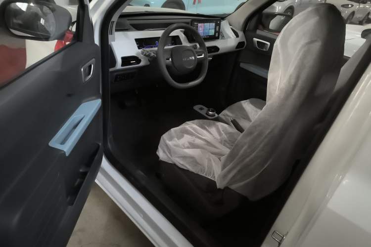 Used Geely Galaxy Panda 2024 Panda Mini 200km Endurance Bear