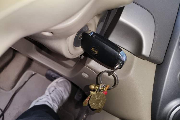 Used Nissan Sylphy 2012 Classic 1.6XE Automatic Comfort Edition Vehicle Key