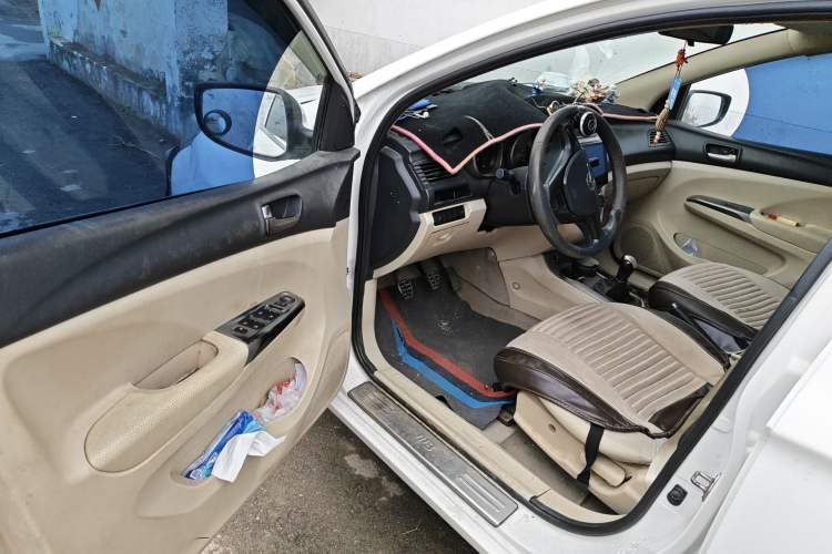 Used Haima M3 2014 1.5L Manual Standard Edition Driver Seat