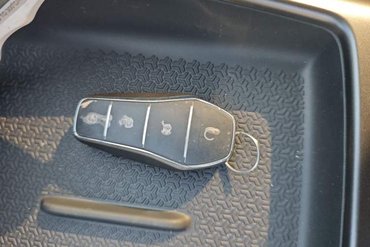 Used BYD Song Pro New Energy 2026 Model DM-i 133KM Progressive Version Interior 1