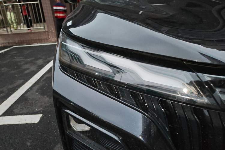 Used Dongfeng Aeolus Huge 2024 Mach Power 1.5T Luxury Model Right Front Headlight