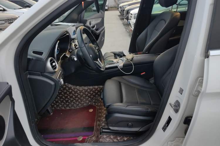 Used Mercedes-Benz GLC 2020 Facelifted GLC 260 L 4MATIC Dynamic Edition Left Front Seat