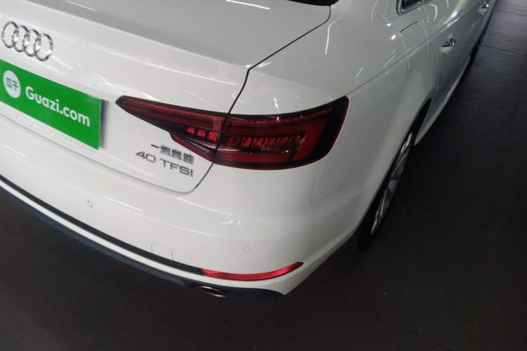 Used Audi A4L 2018 30th Anniversary Edition 40 TFSI Fashion Model