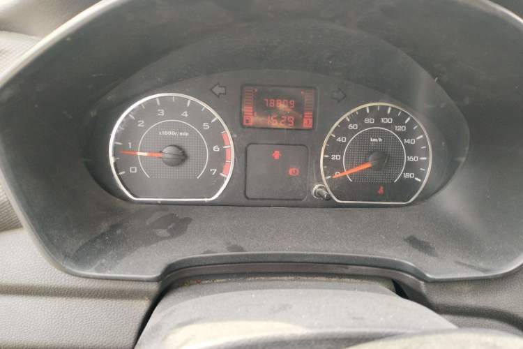 Used Wuling Hongguang V 2021 1.5L Jingqu Edition Enclosed-Window Vehicle LAR