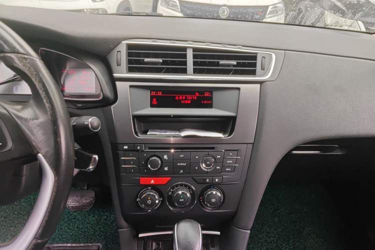 Used DS 5LS 2016 1.6T Comfort Edition THP160
