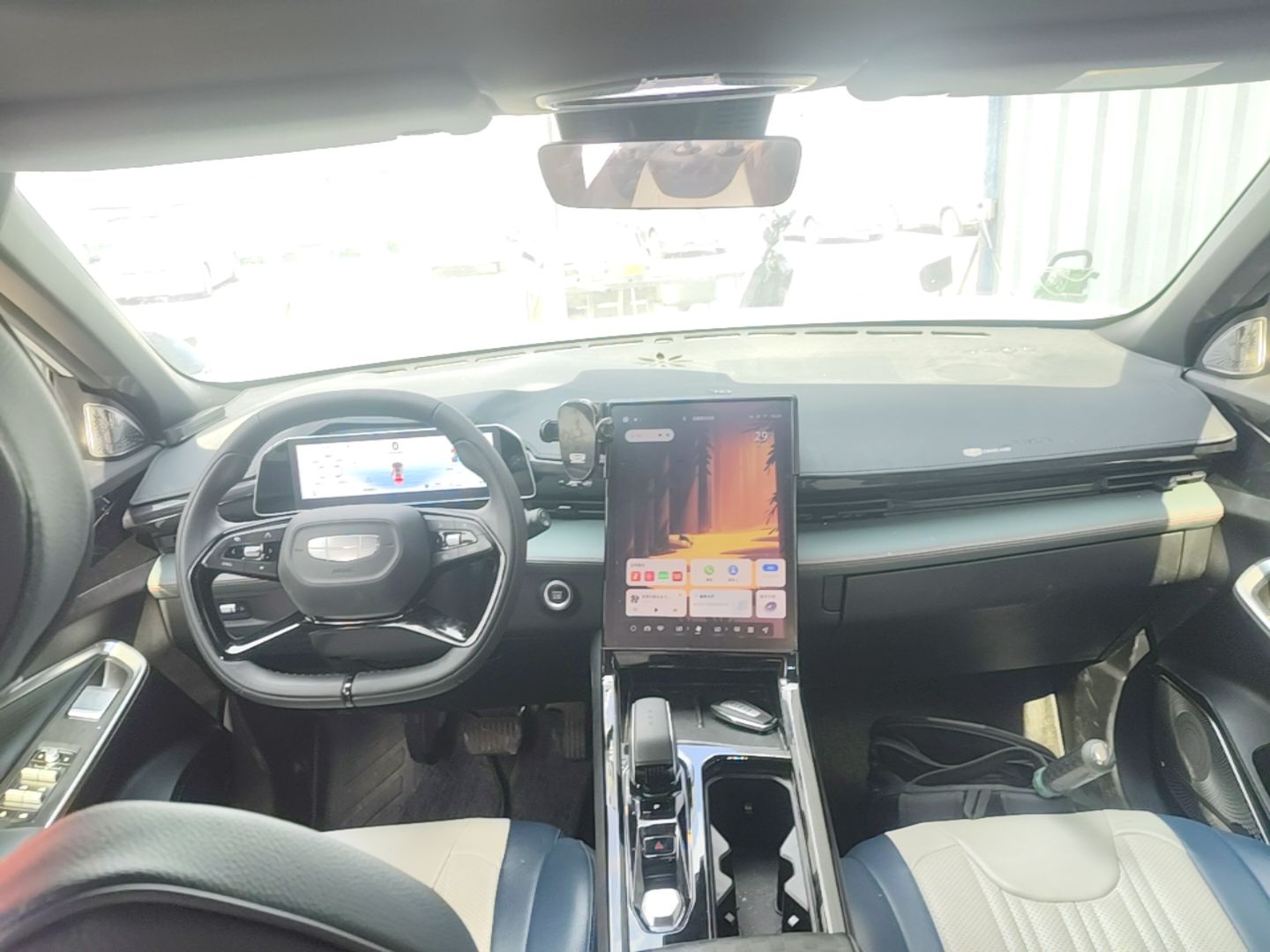 Geely Auto Emgrand X7 Sport 2024 1.5TD Smart Connect+ — снимка 12