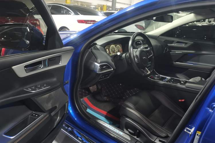 Used Jaguar XEL 2019 2.0T 200 PS Deluxe Edition
