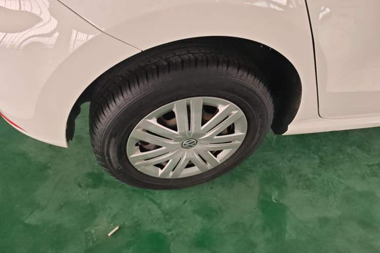 Used Volkswagen Polo 2016 1.4L Manual Fashion Model
