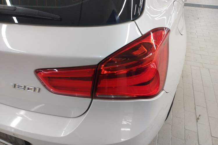 Used BMW 1 Series 2015 120i Sport Design Package Right Rear Taillight