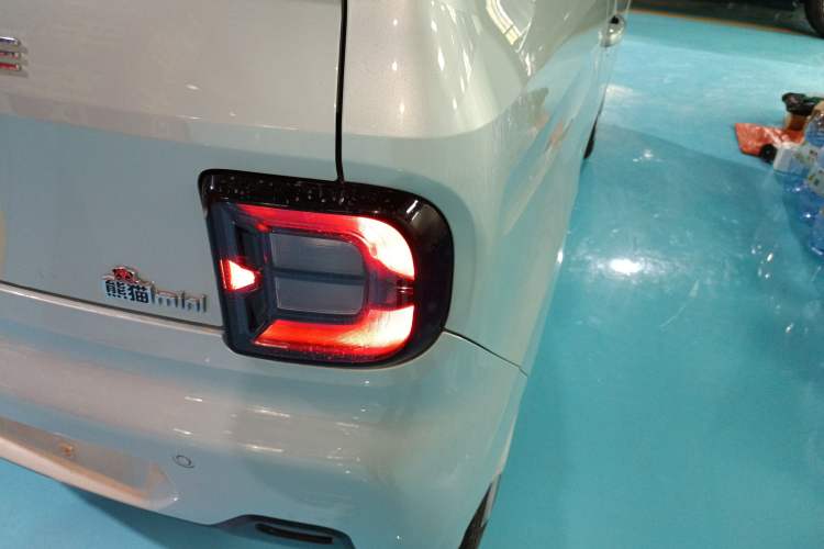 Used Geely Auto Panda 2023 Panda Mini 200km Endurance Bear